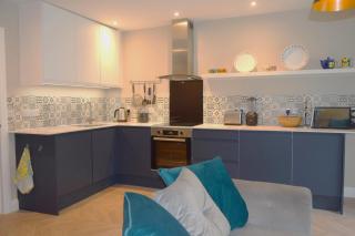 Kerensa - Modern Apartment Town Centre near Eden Project & Station - 7