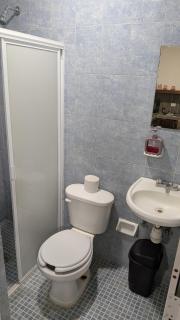 Bonito y privado minidepartamento en zona interior - 9