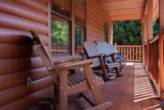 Easy Livin 2BR2BA One-Level Cabin Hot Tub, Fire Pit, Seasonal Views - 8