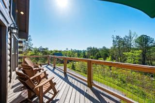 Theater Game Room Hot Tub Dog-Friendly Sleeps 12 - 3