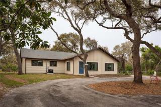 Family Hideaway on 2 Acres - Peace & Privacy - 5