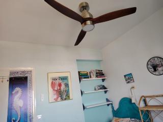 Beach apartment,two terraces,parking & WIFI - 6