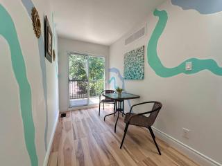 HUGE Family Home 3BR 3BA Sleeps 12 - 5
