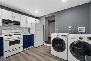 Cozy 2 BR home in South Philly - Easy City Access - 8