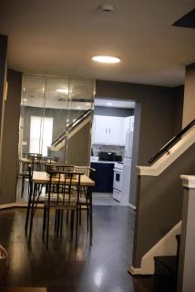 Cozy 2 BR home in South Philly - Easy City Access - 6
