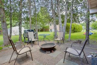 Kauneonga Lake Getaway! 3 Mi to Bethel Woods - 8