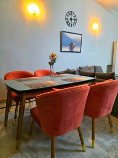 Minimalist 4BR Spacious Home, F-6 Islamabad, Near Beverley Center - 3