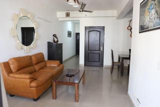 Spacious Flat in Noida 119 - 0