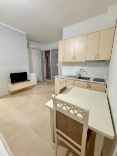 EG Beach Apartments 104B - 2