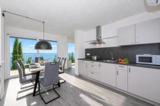 Rustichel Fantastic Lake View - Happy Rentals - 6