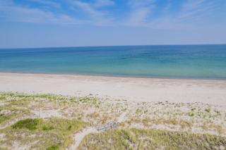 Cape Cod Water View Cottage—Steps to Private Beach - 6