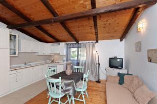 Apartments and Room Gulic - 4