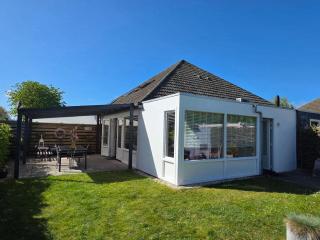 Cozy House in Breskens near Scenic Beaches - 0