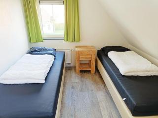 Pet-Loving Stay with Garden - 3