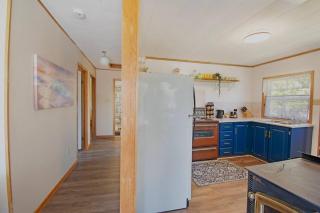 Waterfront Cottage 3BR Pet Friendly - 3