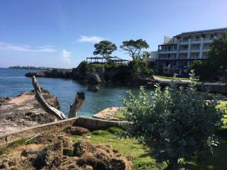 The Point Ocean Beach Pool Garden Cozy 1BR - 8