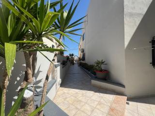 Entire 3 Bedroom Home with Terrace in St Julians - Near Spinola Bay - 7