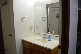The Center Street Studio - Sleeps 4 - 2