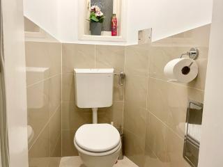 70 m2 Apartment with Terrace & Free Parking - 7