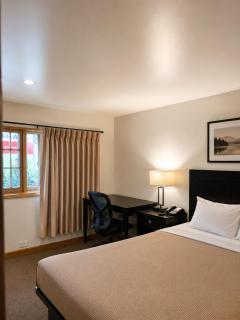 DEEPWELL MOTEL - 1