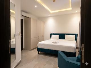 Stunning 1-Bedroom Apartment at Edge - 0