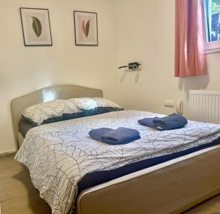 KBL Budget Apartments with Fitness & Free Parking - 1