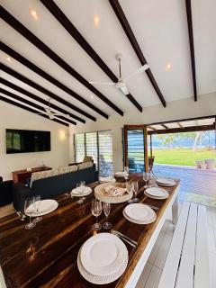 Birdies Beach house, Private Beach, Surf & Snorkel - 4
