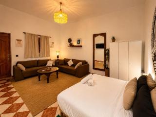 Medina Lofty Art Apartment & Sauna Fibre-Optic - 5