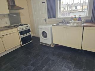 2 bedroom House near Truf Moor Eastham St Burnley - 0