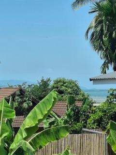 Smart TV, 5 min to Beaches, Yoga, Shops, King Bed, Cotton Sheets - 7