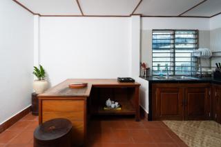 Authentic Khmer Home Pavilion & Tropical Garden - 1