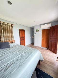 PhaluaiHomestay พะลวยโฮมสเตย์ บ้านไม้ - 1