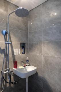 The Modern Sapphire Studio - 3