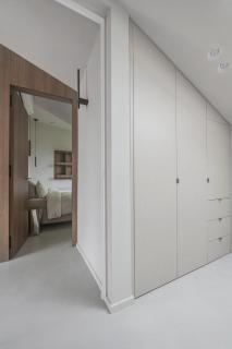 Pinewood Apartment by the Sea - 1