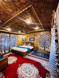 Mudasir Home Stay - 4