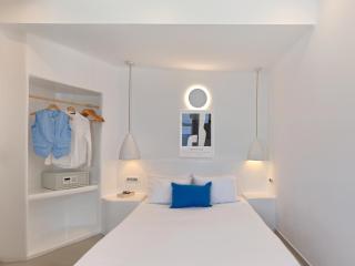 Tatakis Design Hotel, Fira - 9