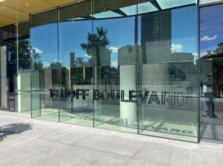 Luxuries & stylishly designed 2 BR apartment - 9