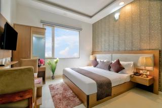 Hotel The Sky Nest Suites Inn Near IGI Airport - 1