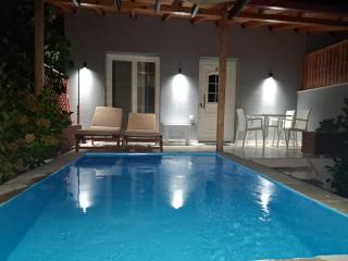 Pefkari Bay Villas - 6