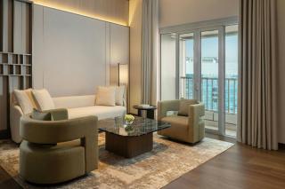 The Ritz-Carlton Jakarta, Pacific Place - 5