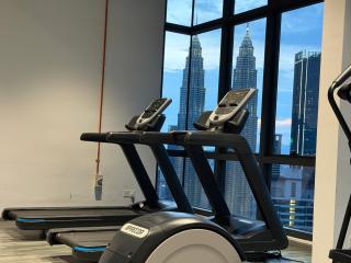 M A N O R -L U X E SERVICE Residence KLCC - 9
