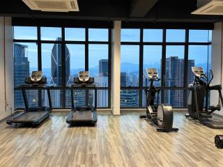 M A N O R -L U X E SERVICE Residence KLCC - 3