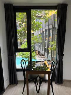 Cozy Poolview Condo -4y2 - 2