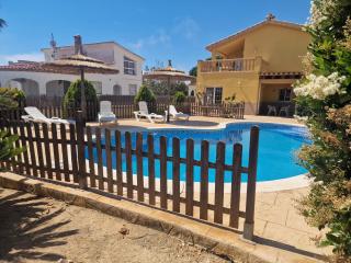 Riumar "Eva", 300m to beach, private pool, On-Site-Service, dog beach - 6