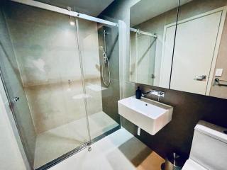 Stylish High-Rise City Retreat near Southern Cross - 6