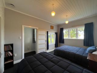 Destination Cliff Top - Cottage and Homestead - 8