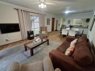 Honey Bee Cottage - 2