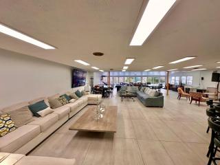 Ultimate Luxury Villa - Pool, Sauna, Hot Tub & More - 6