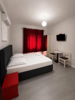 Hotel Demms - 4