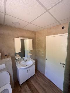 Cozy Holiday Home at Lake Ohrid - Elshani - 5